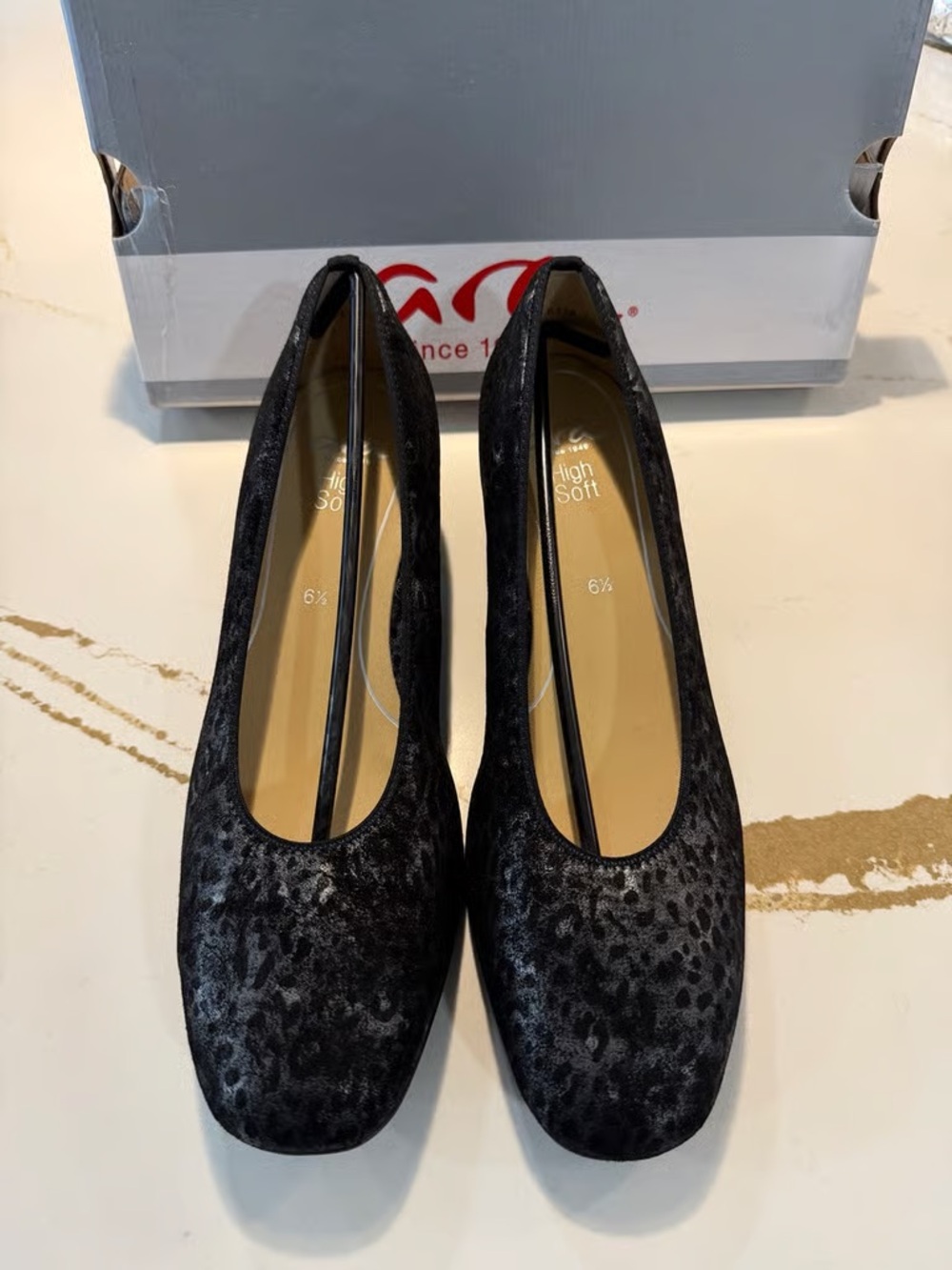 High Soft Women's Black Leopard-Print Pump
